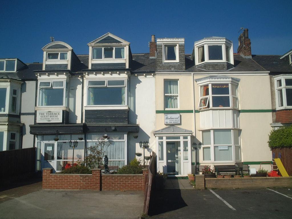 The Balmoral & Terrace Guest Houses Sunderland  Exterior photo